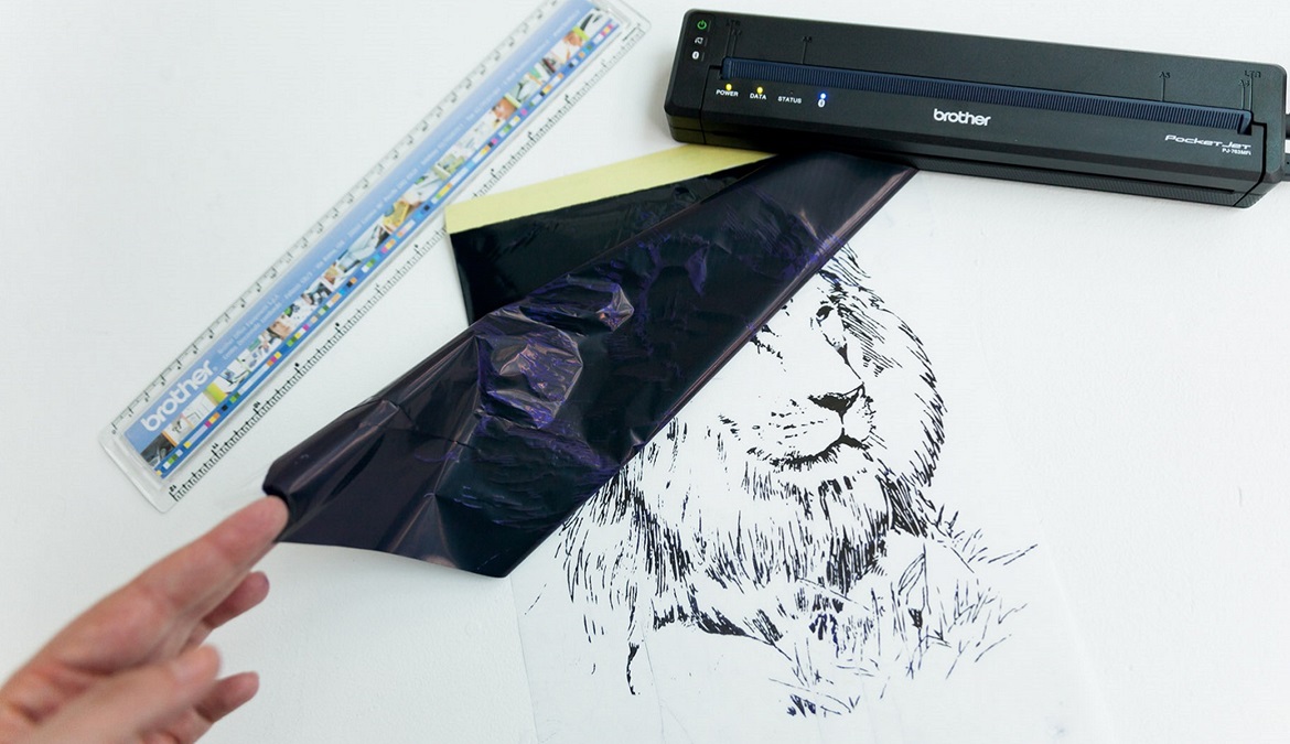 Stencil per tatuaggio con disegno di leone stampato con Brother Stencil Machine